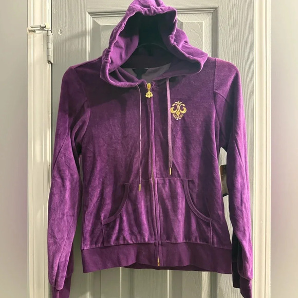 NWT Women’s purple velour jacket by Beyoncé from the Dereon Collection Size L - Picture 2 of 8